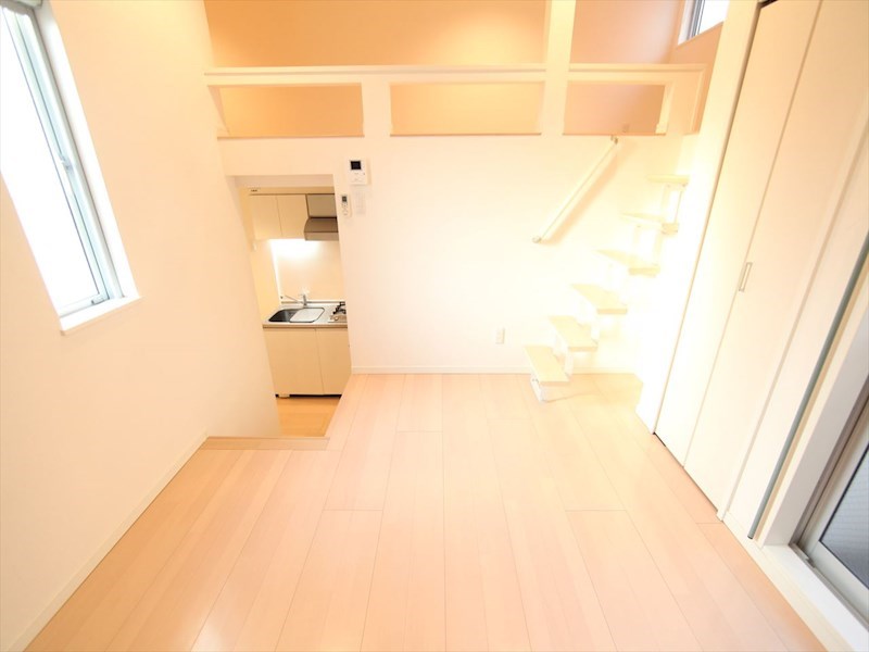 その他　洋室6帖　ロフト6.7帖（収納にも寝室にも使用できます）