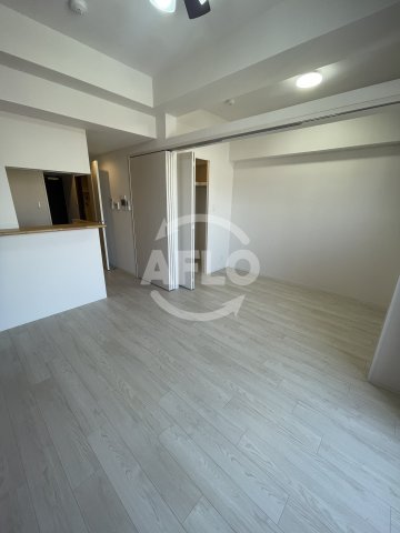 居室・リビング　Luxe玉造南　リビング