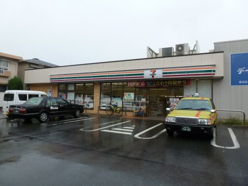 コンビニ　セブンイレブン 武蔵野成蹊通り店（コンビニ）まで262m