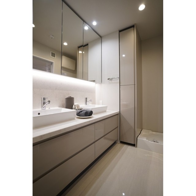 洗面設備　※写真は同タイプ住戸です。