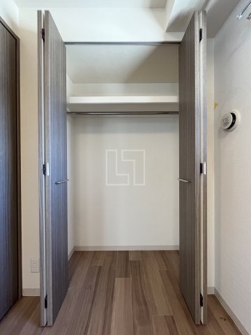 収納　プレサンス北浜レガーロ　クローゼット