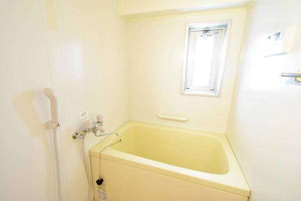 バス・シャワールーム　ビレッジハウスの同一物件・同一タイプの間取りの写真です