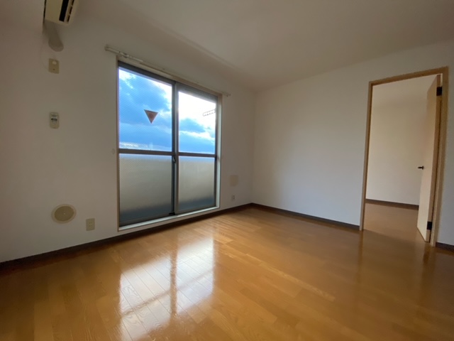 居室・リビング　「約10帖の広々としたリビング・ダイニング」