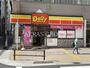 コンビニ　デイリーヤマザキ 日本橋堀留町店（コンビニ）まで122m