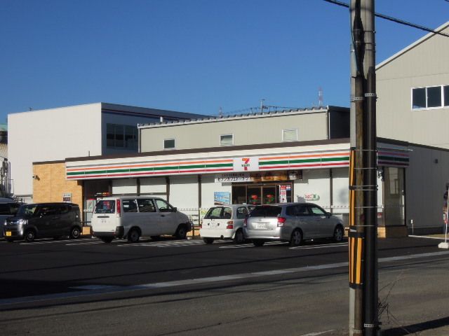コンビニ　セブンイレブン清水袖師町東店（コンビニ）まで240m