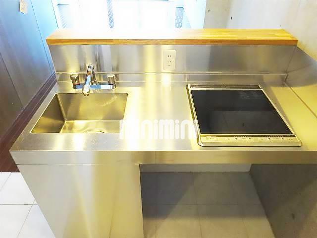 キッチン　２口ＩＨヒーター付きのキッチンです