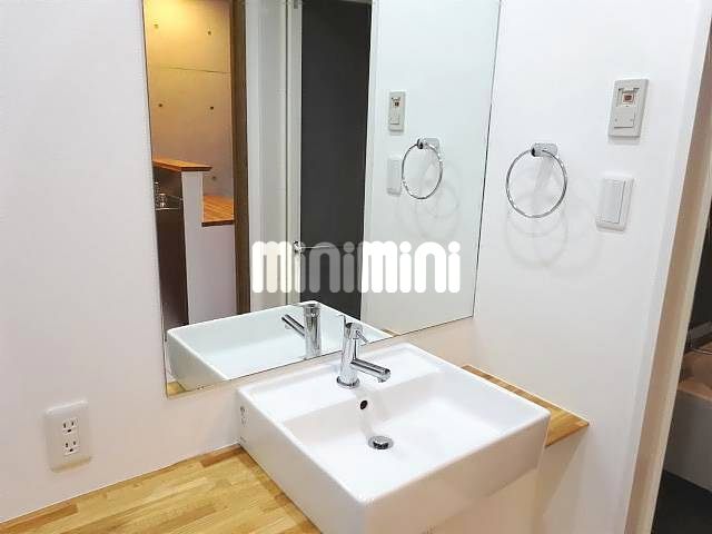 洗面設備　エレベーターがあります