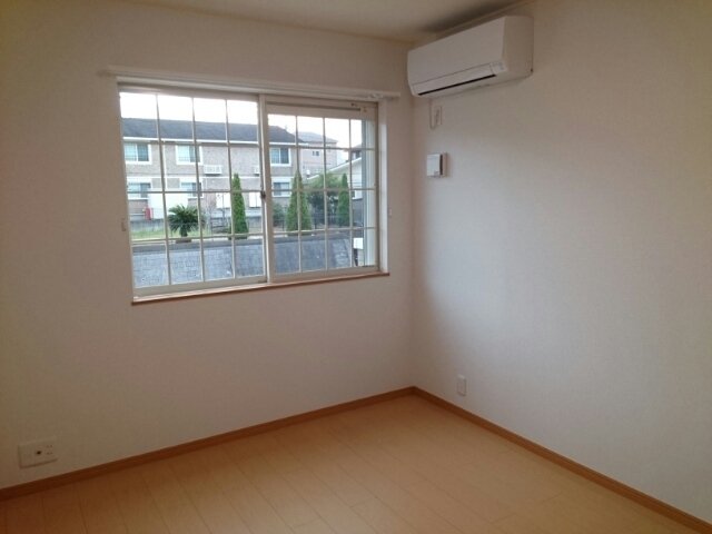 その他部屋・スペース　明るい色調の室内です