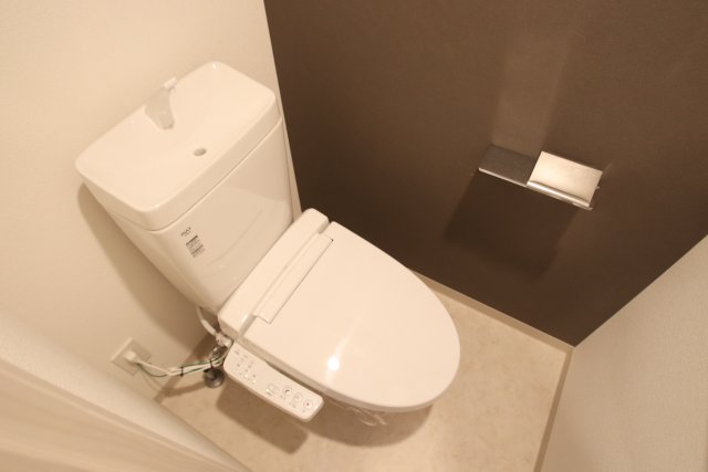 トイレ　※別号室の参考写真です※