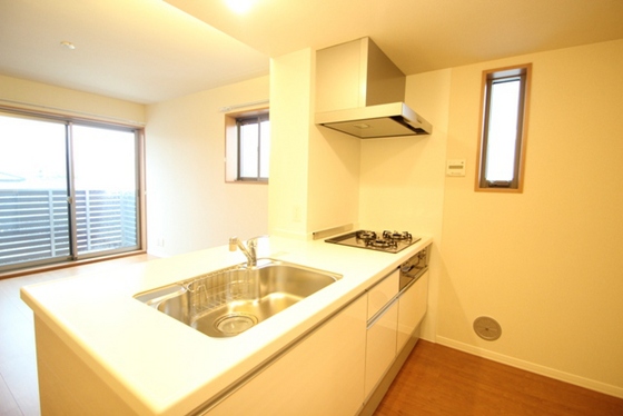 キッチン　※別部屋の写真です