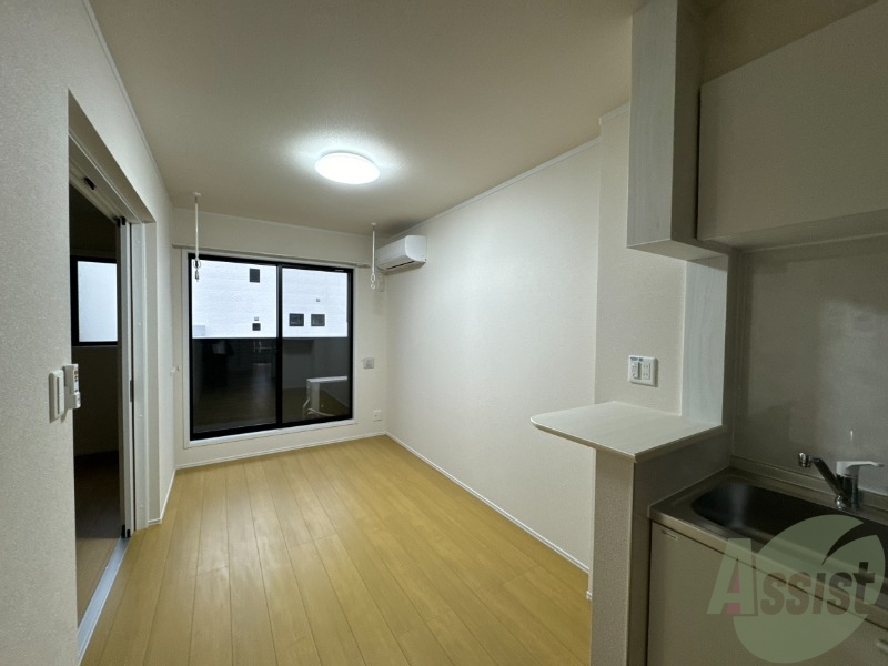 居室・リビング　きれいなＬＤＫが広がっていて居心地が良さそうですね。