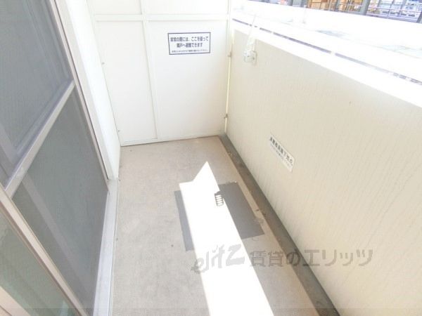 バルコニー　ベランダ