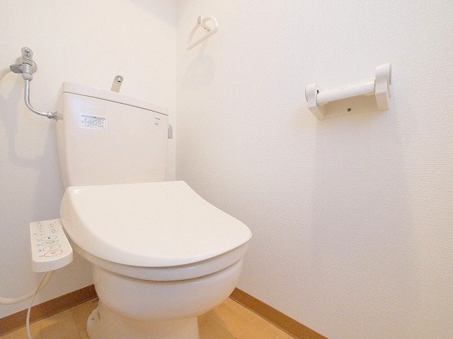 トイレ　☆ウォシュレット完備☆