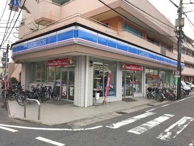 コンビニ　ローソン鹿児島唐湊四丁目店（コンビニ）まで245m