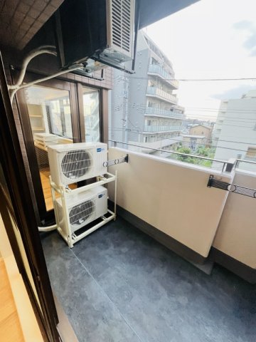 バルコニー　バルコニー付きです