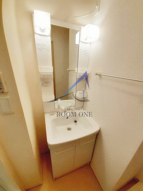 洗面設備　洗面台です。