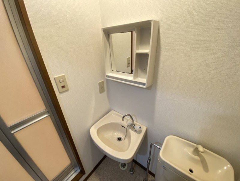 バス・シャワールーム　別号室