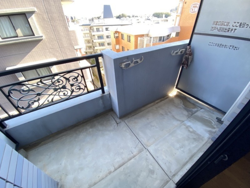 バルコニー　別号室