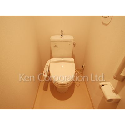 トイレ　同タイプ22階のお部屋を撮影。仕様が異なることがあります。