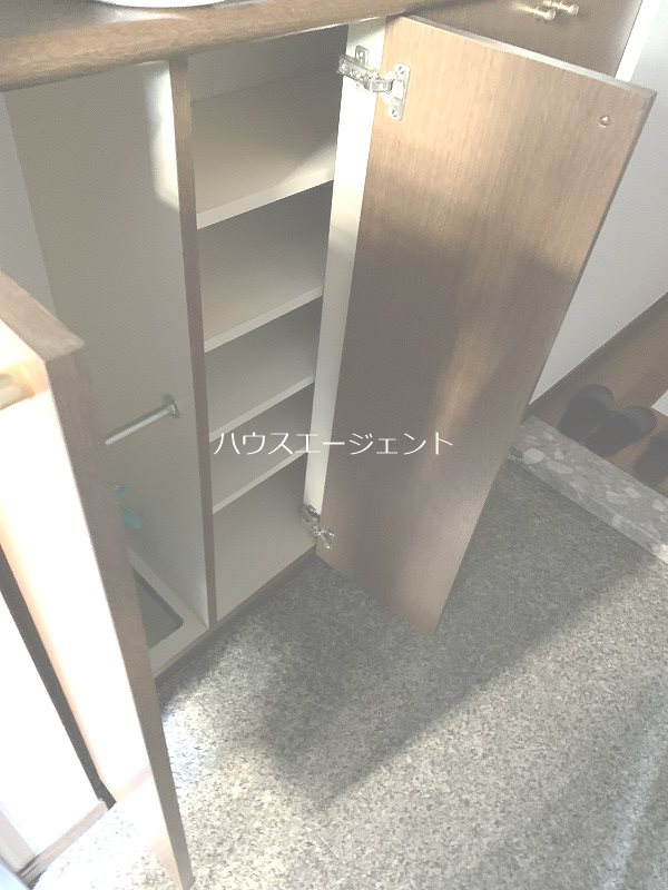 その他設備　シューズボックスです。