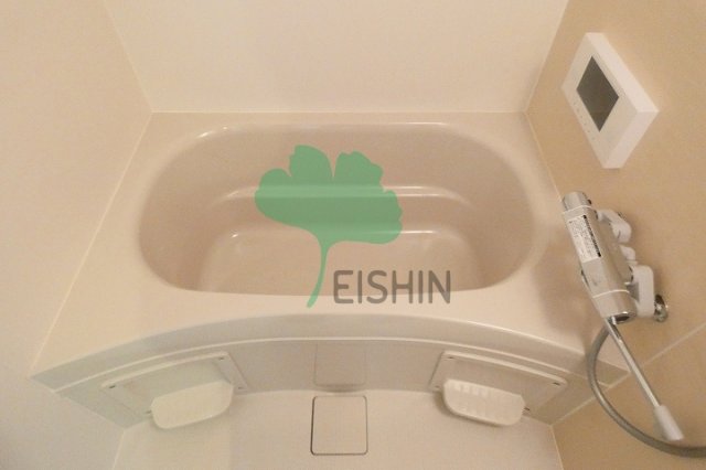 バス・シャワールーム　建設中の為、同シリーズの写真です