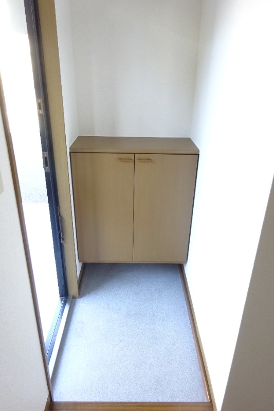 玄関　※他部屋参照