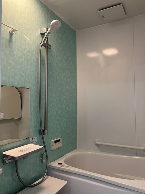 バス・シャワールーム