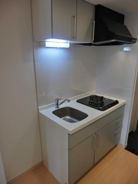 キッチン　ガスコンロ2口完備