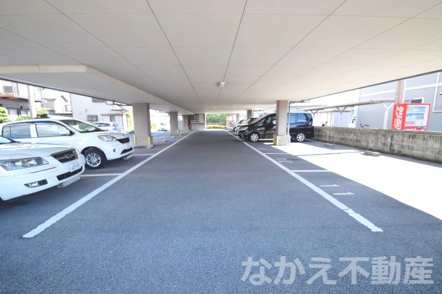 駐車場　駐車場があります