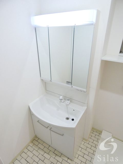 洗面設備　同仕様