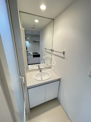 洗面設備　QCフラット北堀江　洗面所