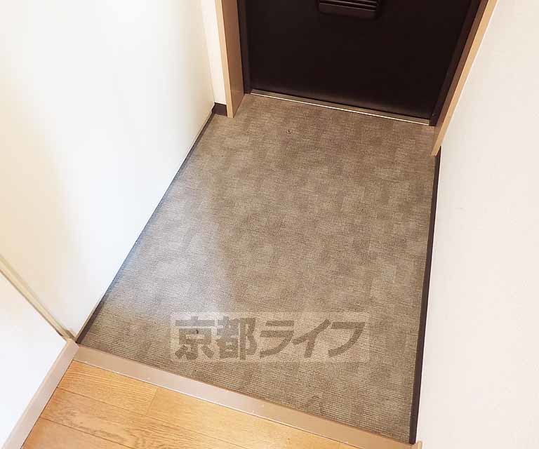 玄関　すっきりとした玄関です。