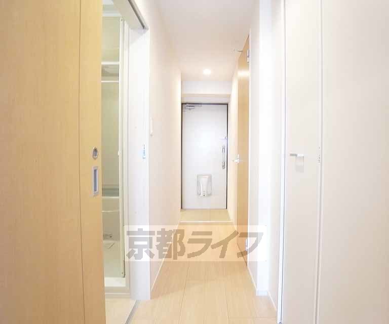 その他部屋・スペース　広い廊下です。