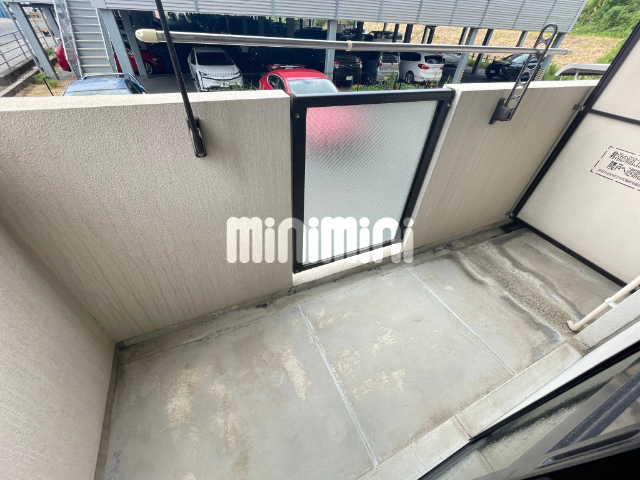 バルコニー　南向きで日当たり良好です