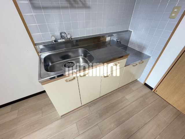 キッチン　２口コンロ設置可能です