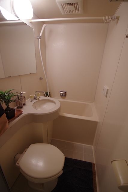 バス・シャワールーム　★清潔感のある浴室★