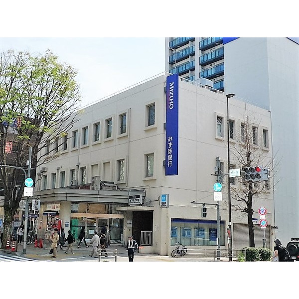 銀行　みずほ銀行成増支店（銀行）まで531m