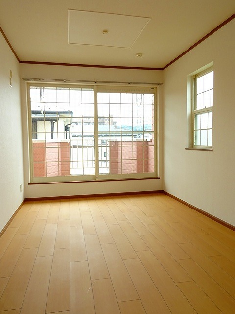 居室・リビング　明るいお部屋です。