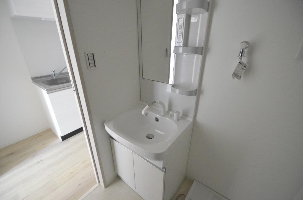 洗面設備　洗髪洗面化粧台