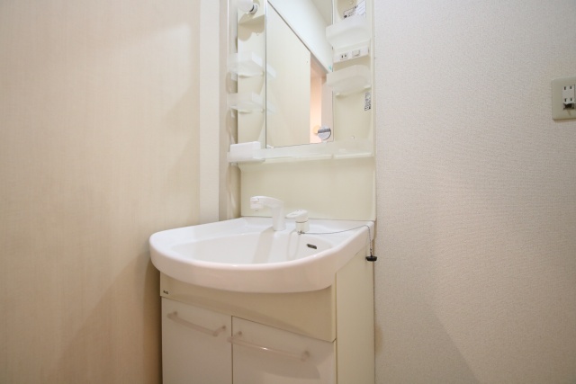 洗面設備　別室の参考写真です。※現況優先
