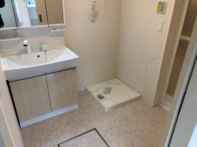 洗面設備　洗髪洗面化粧台