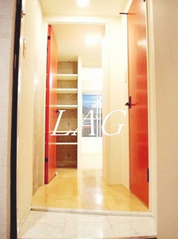 玄関　玄関です。