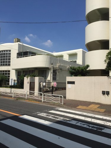 小学校　香取小学校（小学校）まで438m