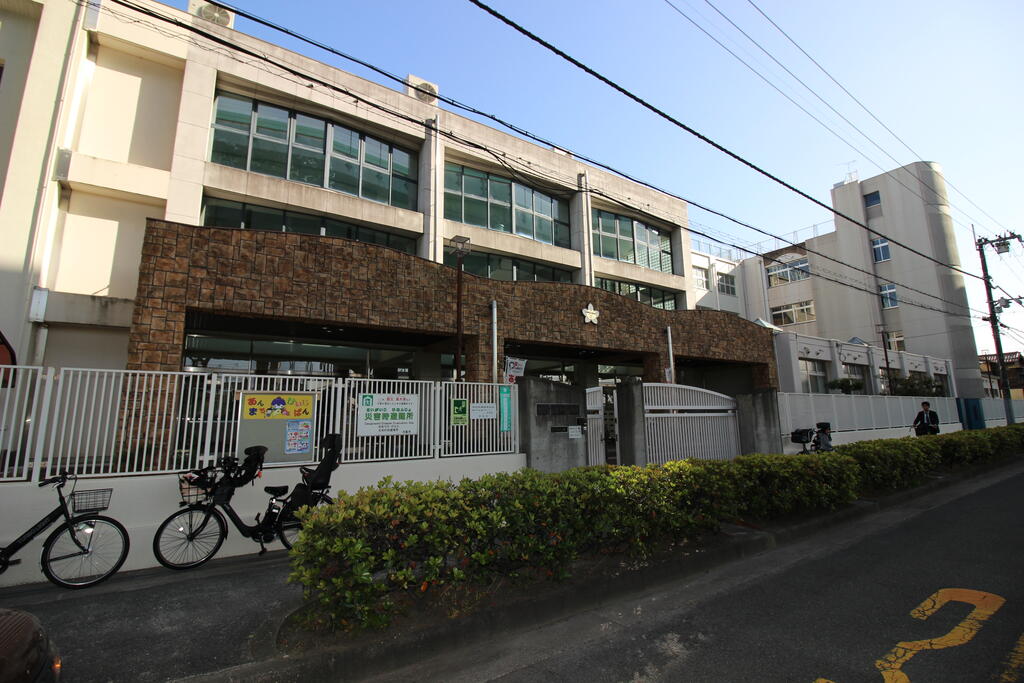小学校　大阪市立太子橋小学校（小学校）まで206m