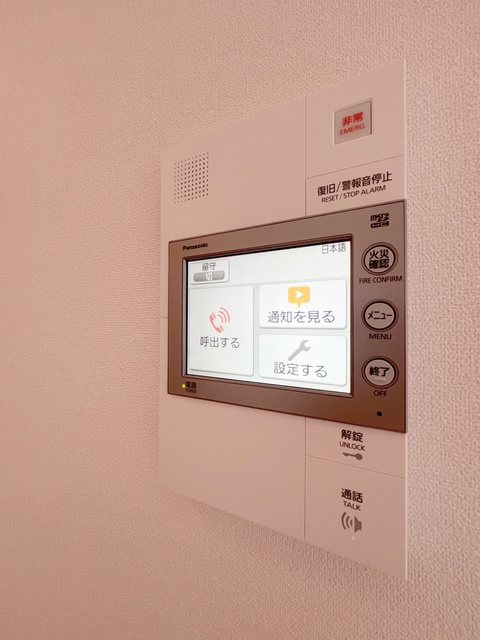 セキュリティ　ＴＶモニターホンで部外者はシャットアウト♪♪