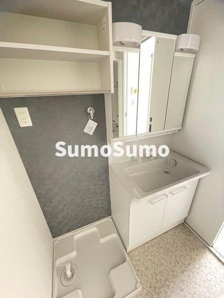 洗面設備　コンパクトで使いやすい洗面所