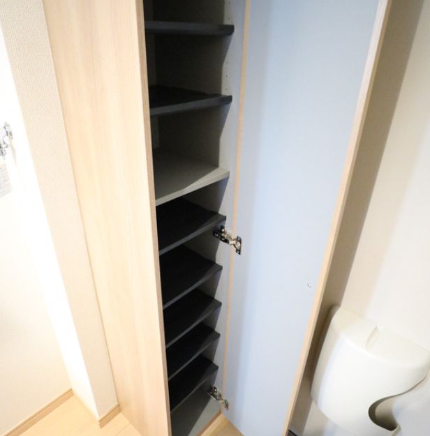 玄関　弊社は都内全域の物件をご紹介可能です！