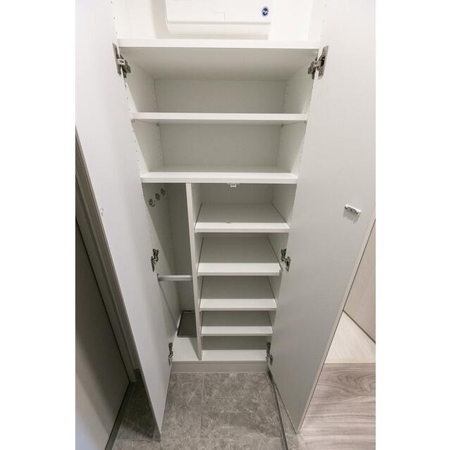 収納　シューズボックス