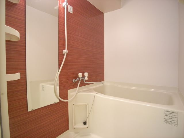 バス・シャワールーム　浴室
