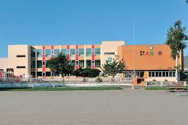 幼稚園・保育園　札幌白樺幼稚園（幼稚園・保育園）まで472m